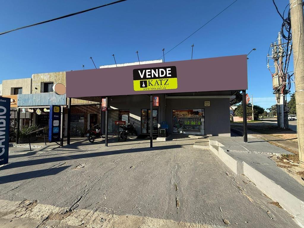 Ruta 10, gran esquina corazón de la Barra, 9 mts de frente