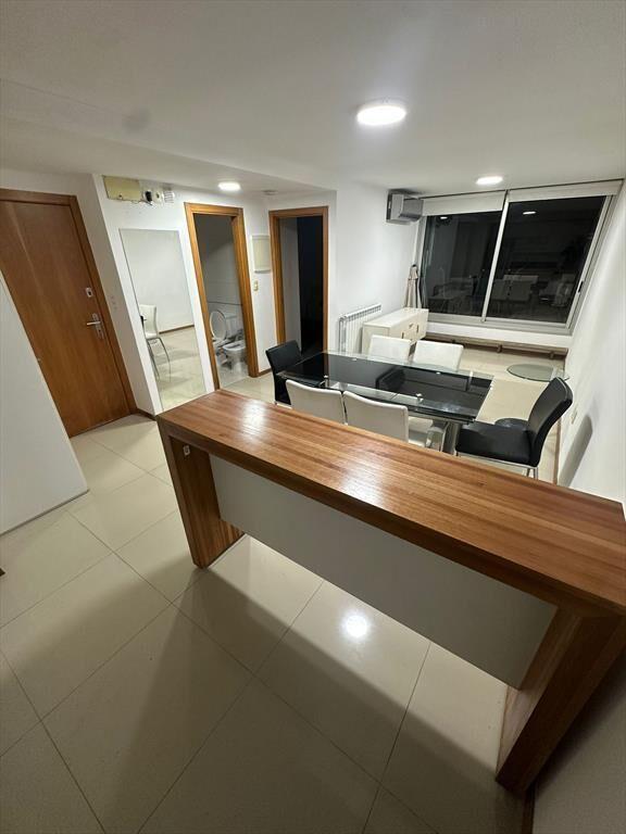 Alquiler | 1 Dorm sobre Rambla, Patio y Garage