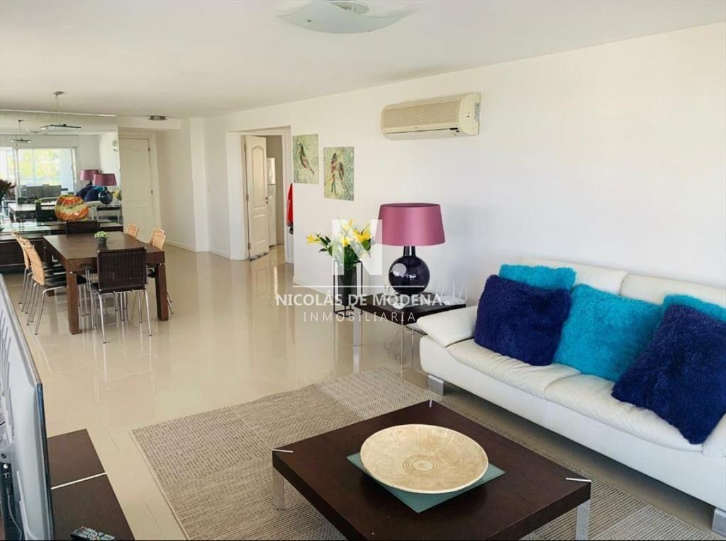 Hermoso Departamento en venta.