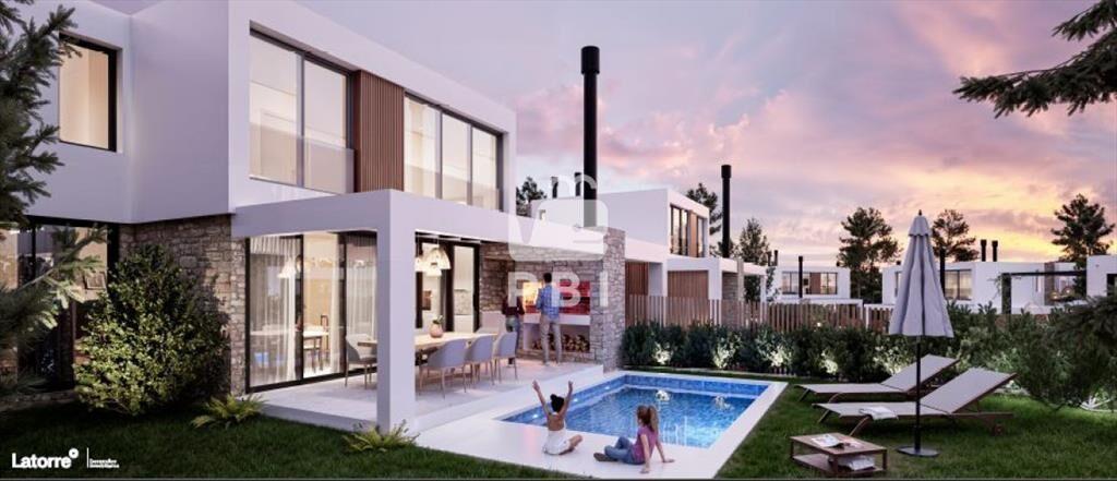 Casa en venta en Barrio Privado. Las Grutas, - :
