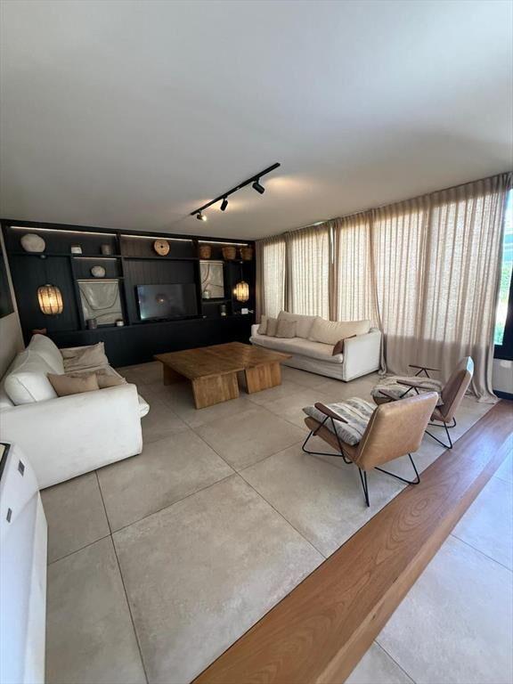 Espectacular departamento Complejo Vilago con vista al Lago