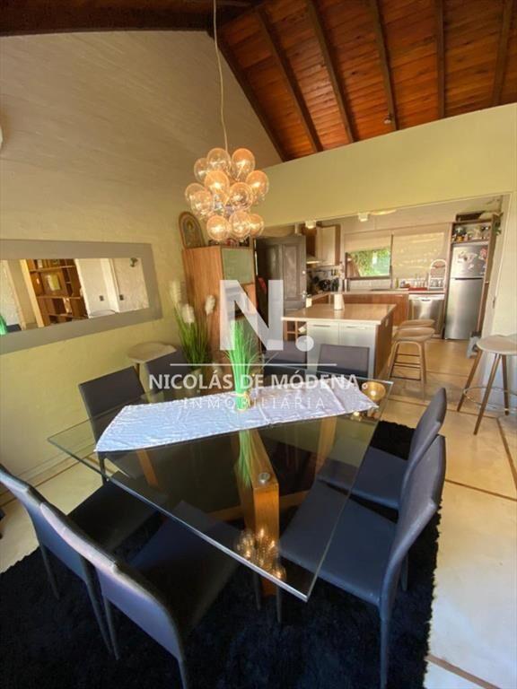 Hermosa casa en excelente zona.