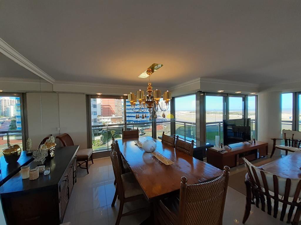 Apartamento en venta de 3 dormitorios en Torre ,