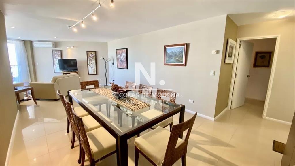 Departamento en venta de 3 dormitorios, Punta Del