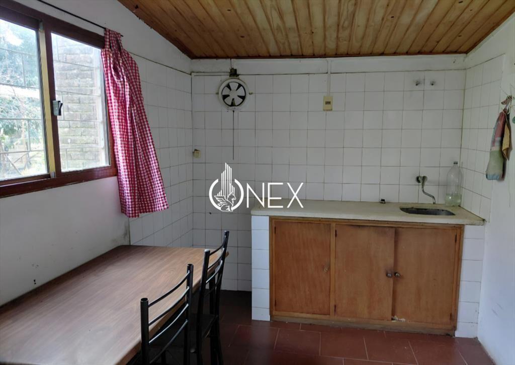 Venta de Casa Esquina con Galpón y Local en a 5
