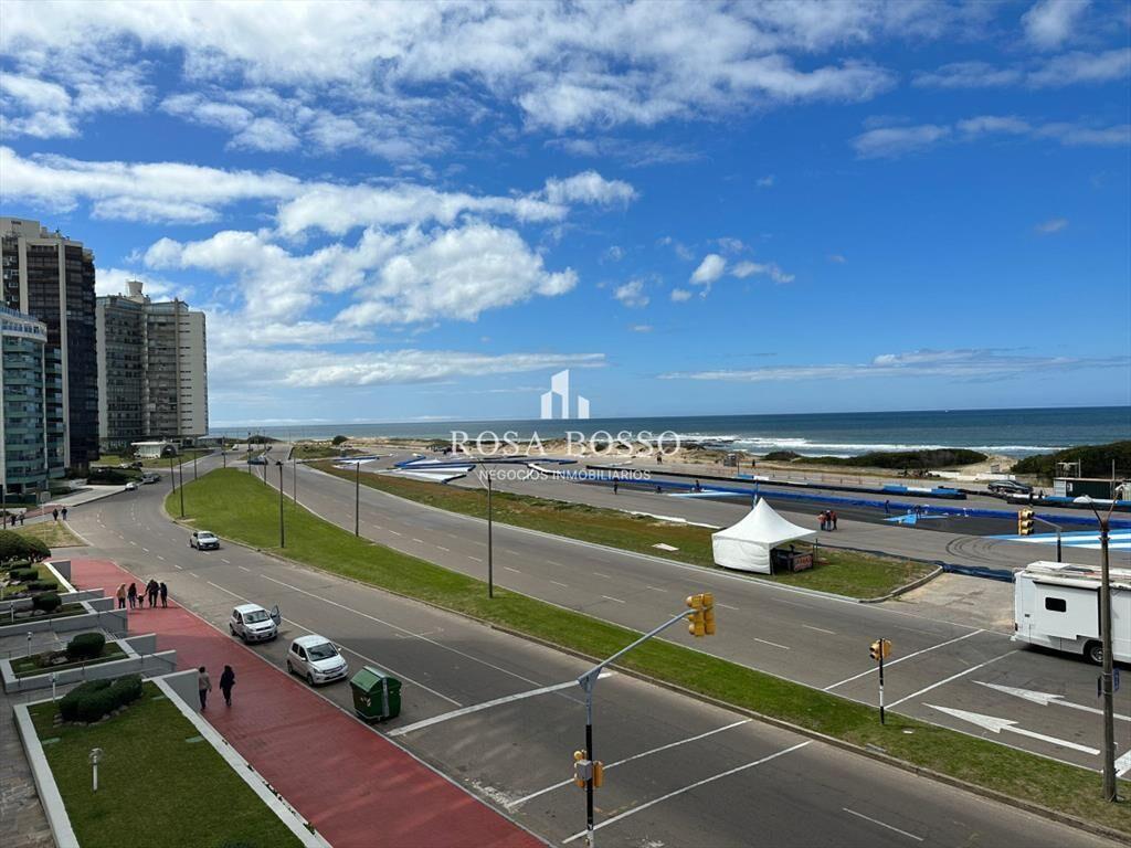 Apartamento Venta Primera Línea 2 dormitorios