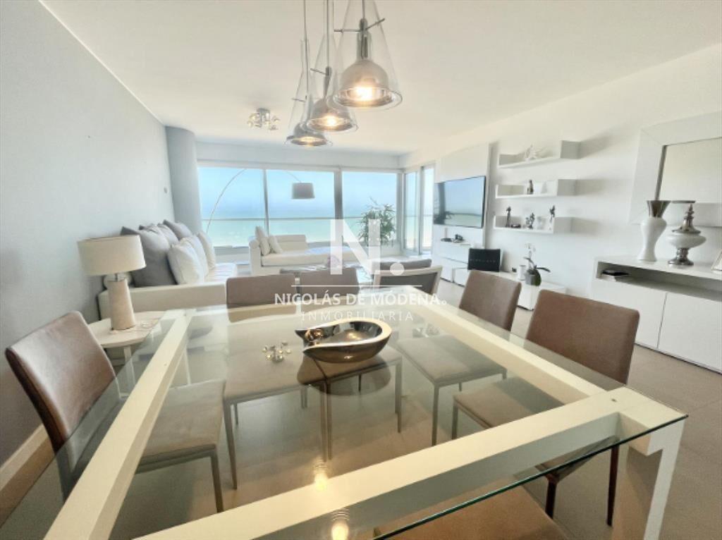 Vende apartamento de 2 dormitorios en Brava, del