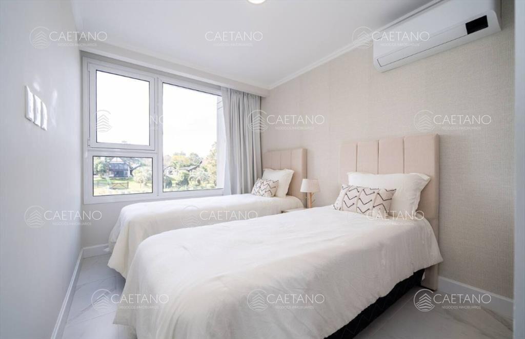 Apartamento en Alquiler de 2 dormitorio frente al