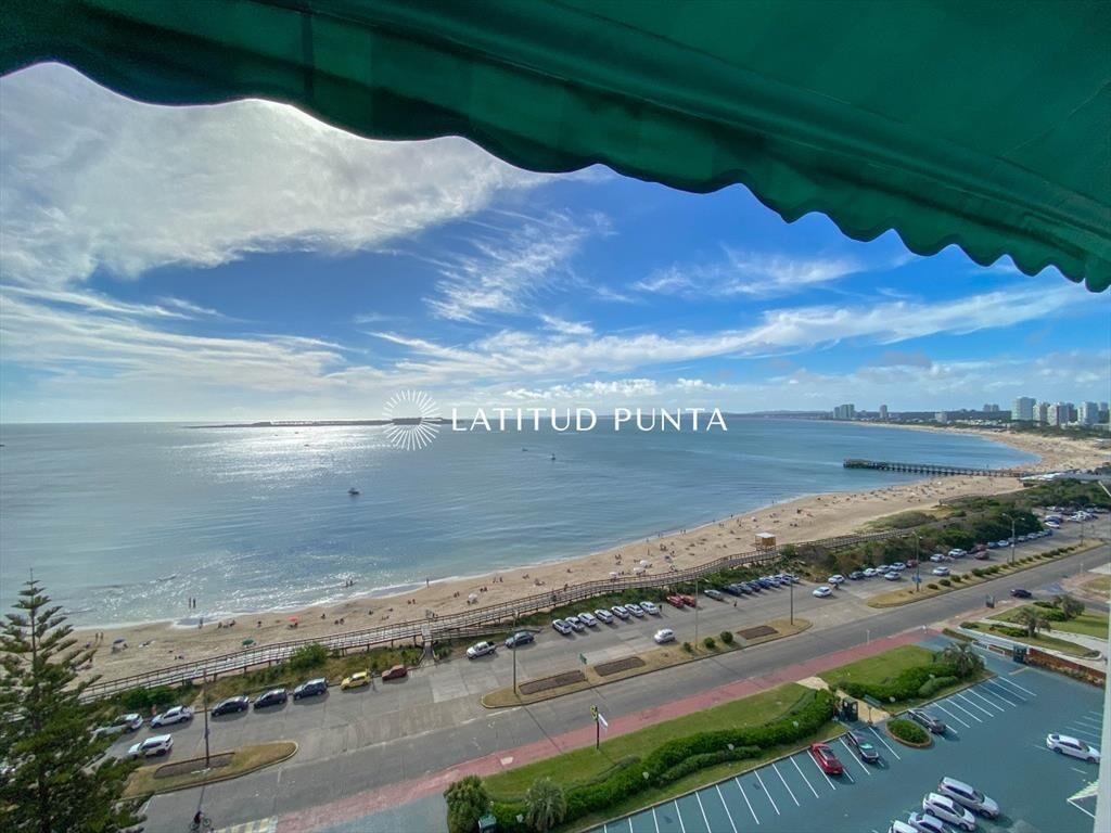 Mansa, apartamento en primera línea, 1