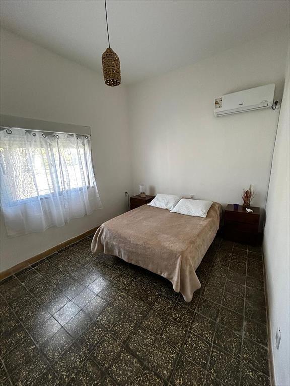 Casa 2 dorm. en ALQUILER Colonia 50m del Shopping