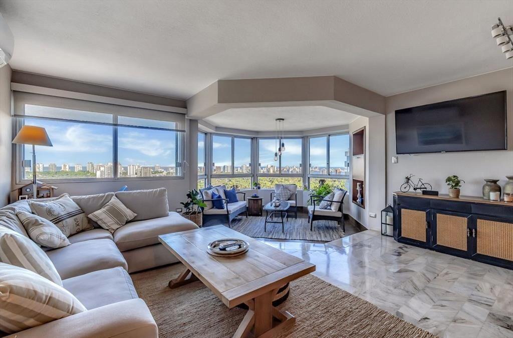 VENTA APARTAMENTO 4 DORMITORIOS PUNTA DEL ESTE