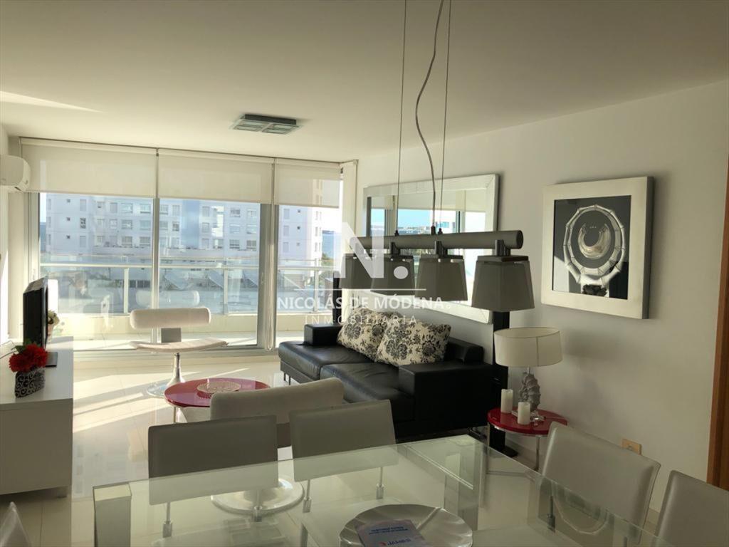Apartamento en Venta y Alquiler, Mansa, Punta del