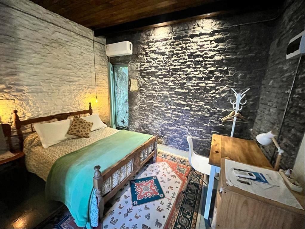 Venta Casa Barrio Sur 4 dormitorios y jardín