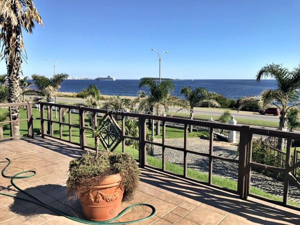 Casa en venta de 4 dormitorios ideal para proyecto en Playa