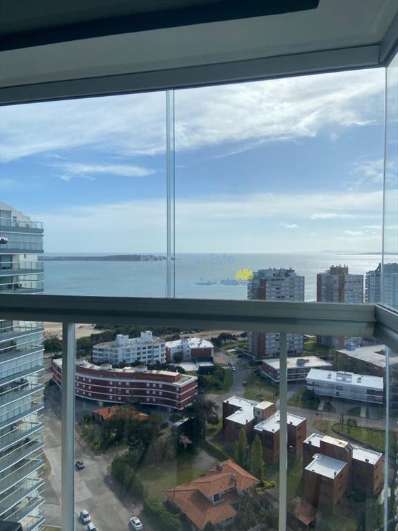 Apartamento de 2 dormitorios en alquiler temporal