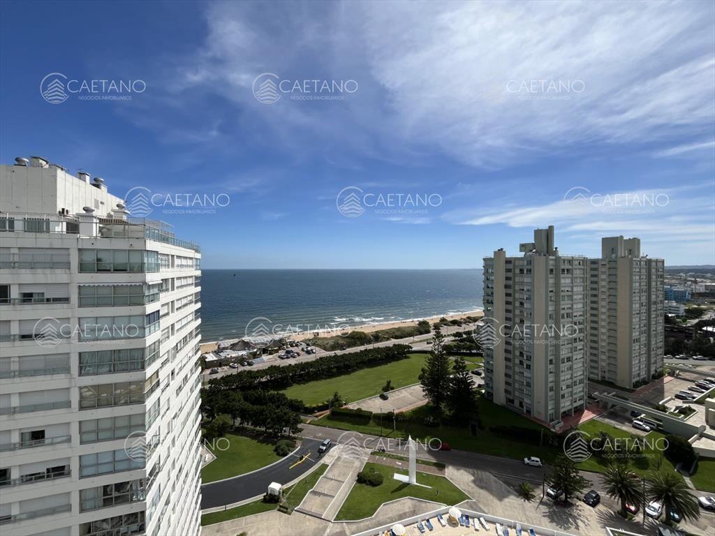 frente al mar