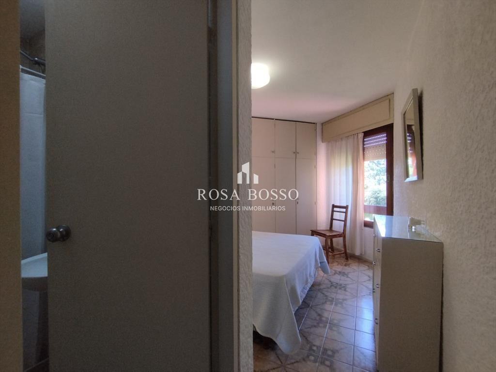 Departamento de dos dormitorios en venta en Punta del Este