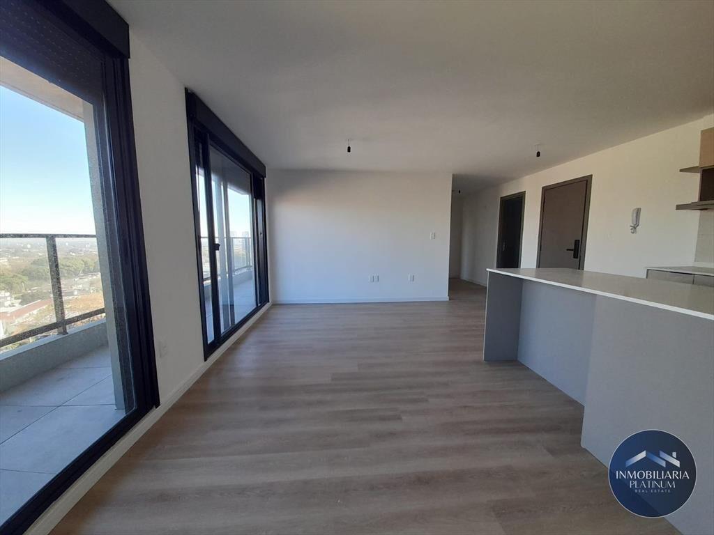 Apartamento dos dormitorios y terraza en venta en La Bla...