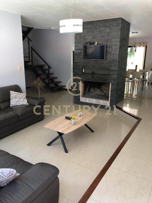 OPORTUNIDAD de inversión en SOLANAS, Casa duplex con Pisc...