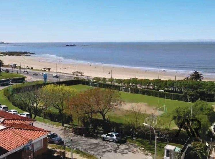 Apartamento de 2 dormitorios con terraza y parrillero pr...
