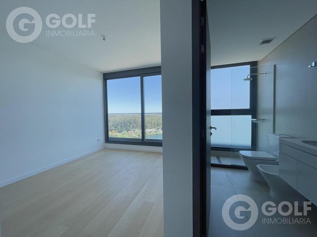 Venta Apartamento Dúplex 2 Dormitorios con Terraza en Carra