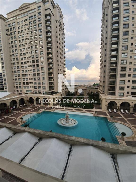 Departamento en venta en torre de categoría,