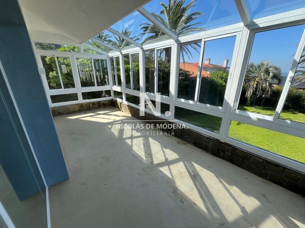 Chalet en PenÃnsula en venta, de 4 dormitorios.