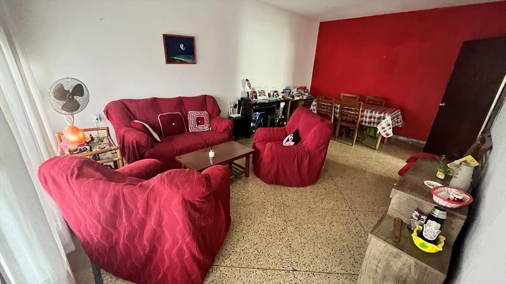 Casa 3 dormitorios, con fondo con parrillero y gge x2