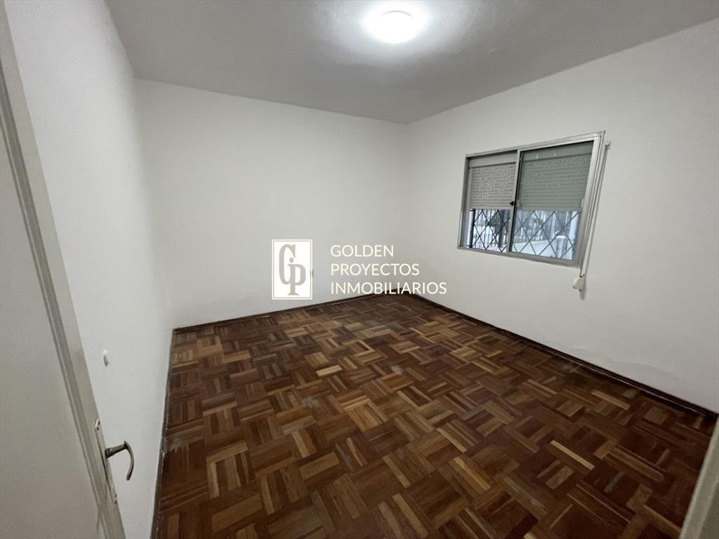 Casa en alquiler dos dormitorios y cochera en buceo