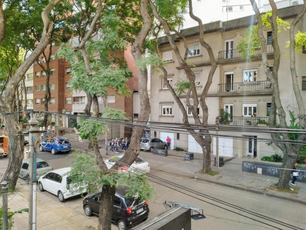 26 y Cavia, 55 m2, 1 dormitorio, super luminoso !!
