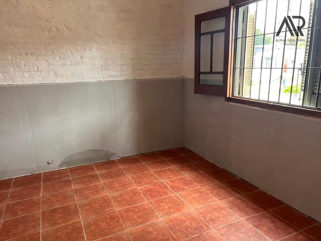 CASA ALQUILER SAYAGO AV MILLAN DOS A TRES DORMITORIOS SI...