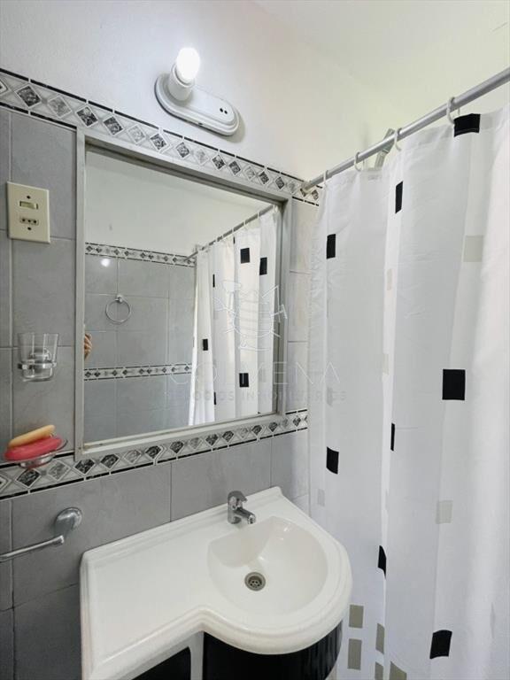 Apartamento de 2 Dormitorios en Aidy Grill - ALQUILER ANUAL