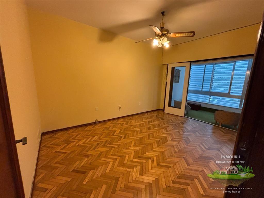 Casa sumamente amplia en alquiler