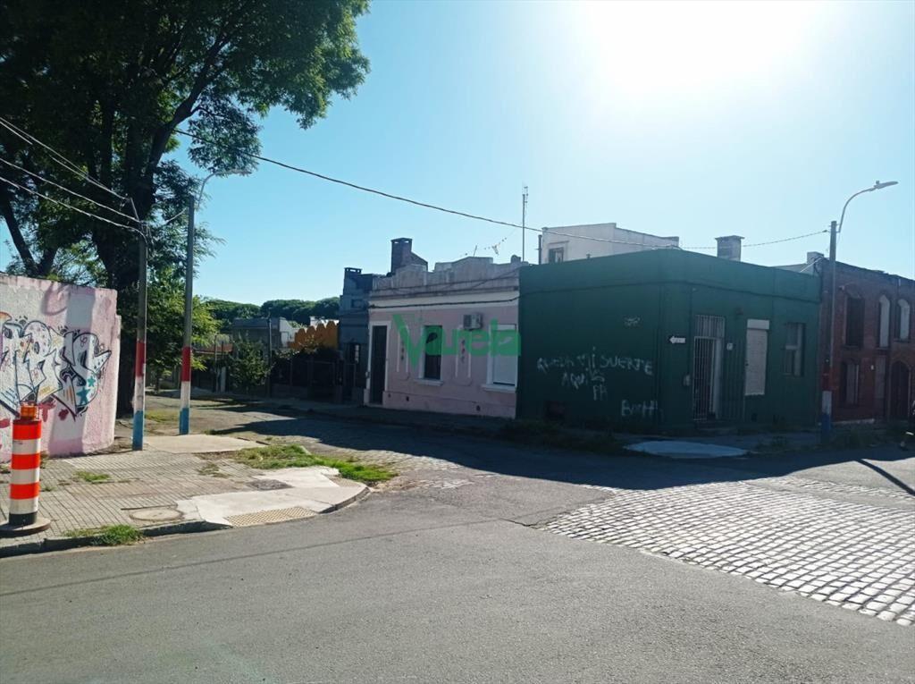 Venta casa La Blanqueada, 1 dorm y demás, local