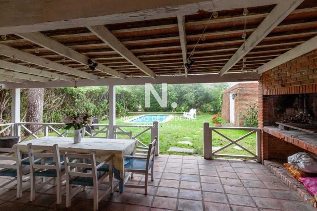 Casa de 4 dormitorios Alquiler en Punta del Este