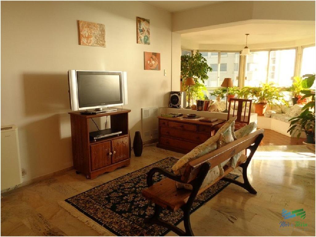 Apartamento en Roosevelt, 3 dormitorios *
