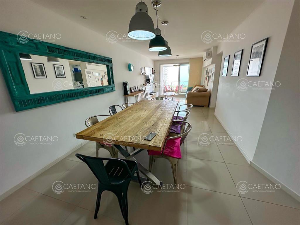 Apartamento en venta 3 dormitorios en la Brava,
