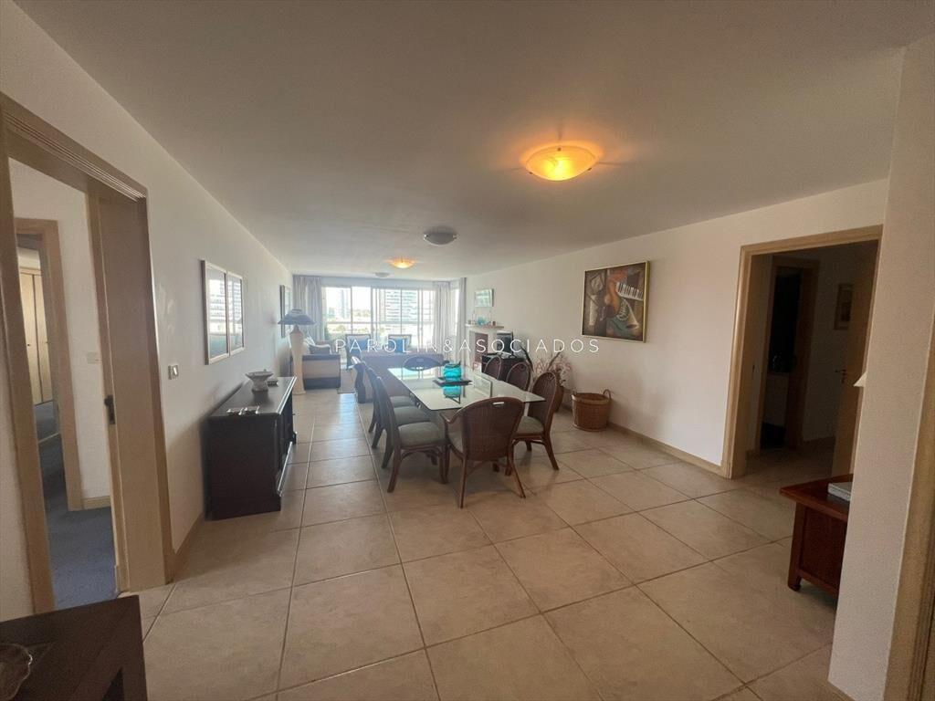 Apartamento en venta en piso alto en Torre Nueva