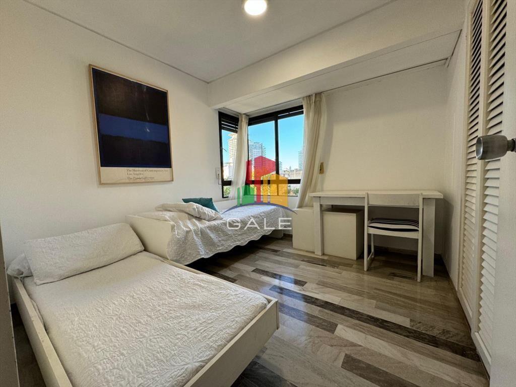 Apartamento de 3 dormitorios en venta y alquiler