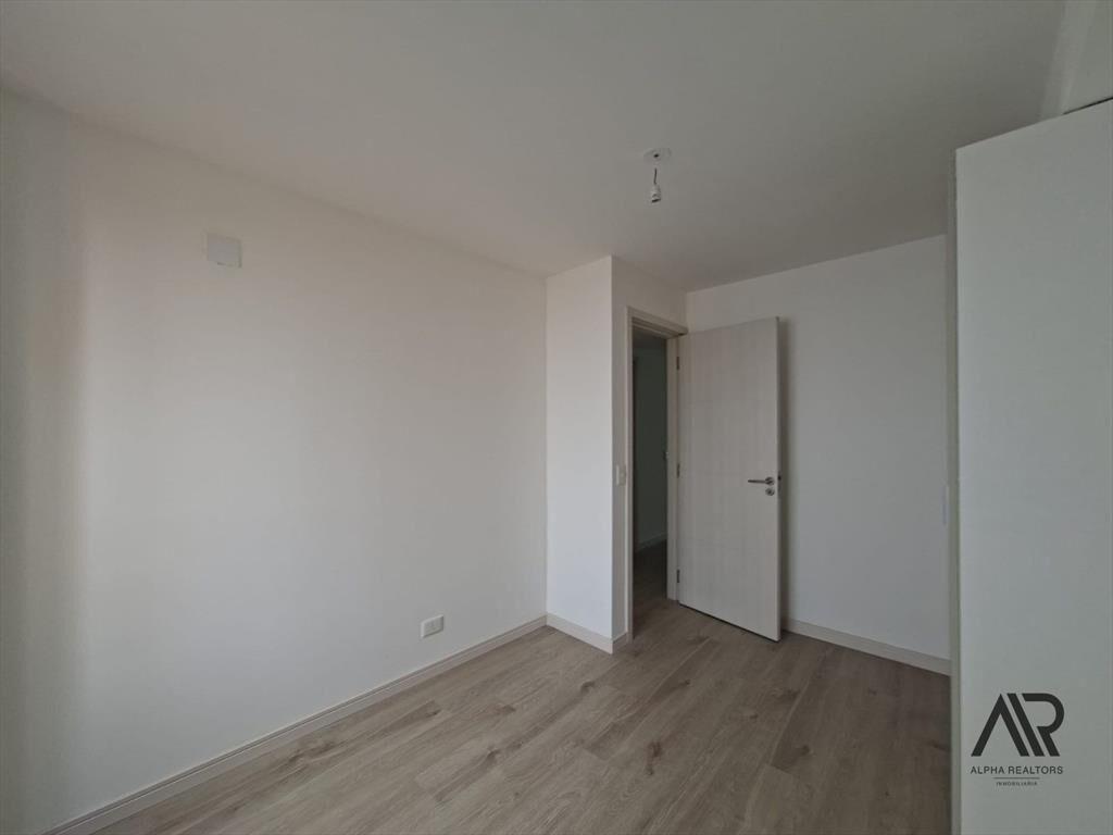 Venta Apartamento De 2 Dormitorios En Tres Cruces