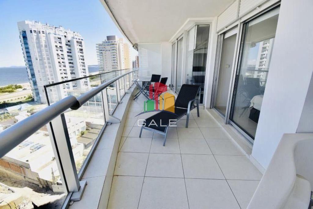 Apartamento en alquiler temporario Playa Mansa 2