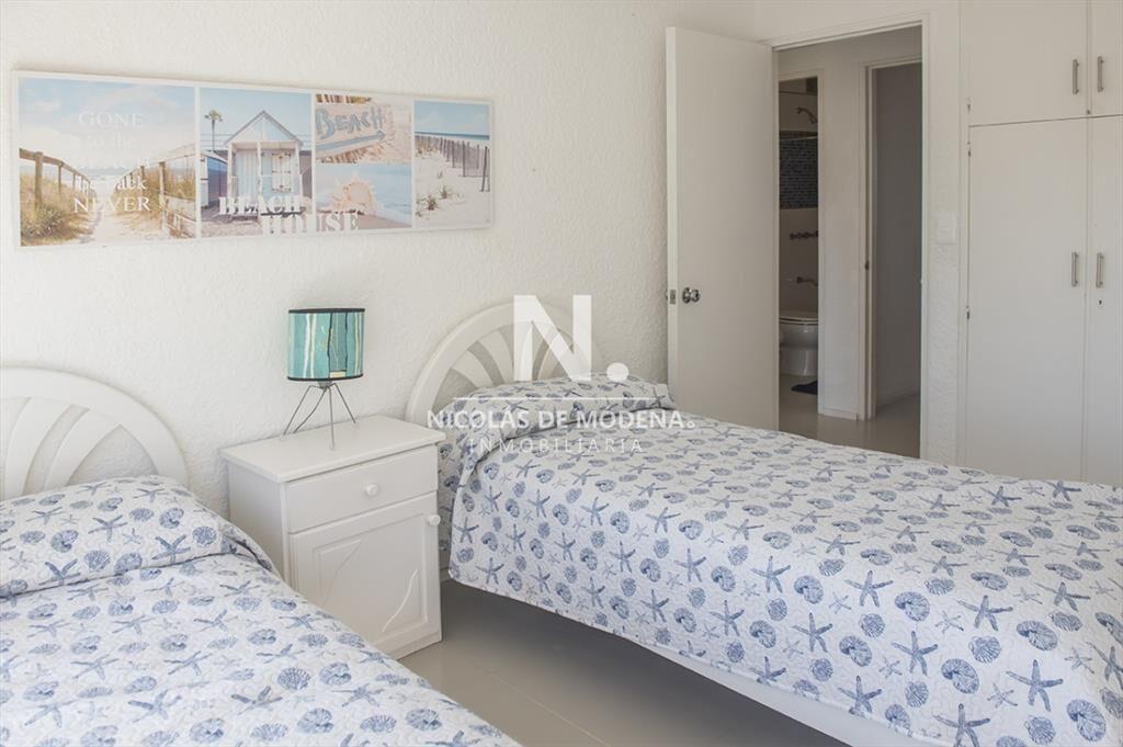Apartamento en Venta de 2 dormitorios en Edificio