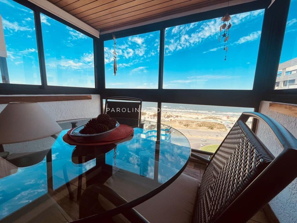 Departamento en Venta de 3 dormitorios en Playa