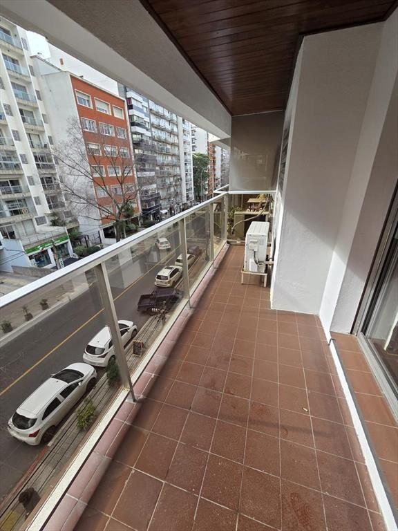 21 y Berro, 74 m2 , 2 dormitorios, 2 baños, gge x2 !!
