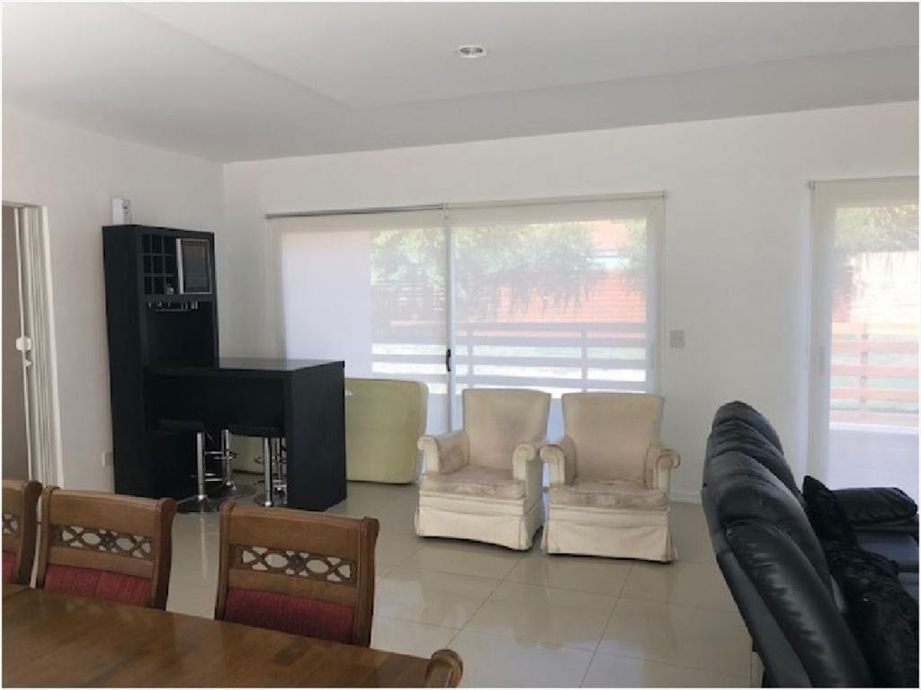 casa a estrenar en zona de playa brava