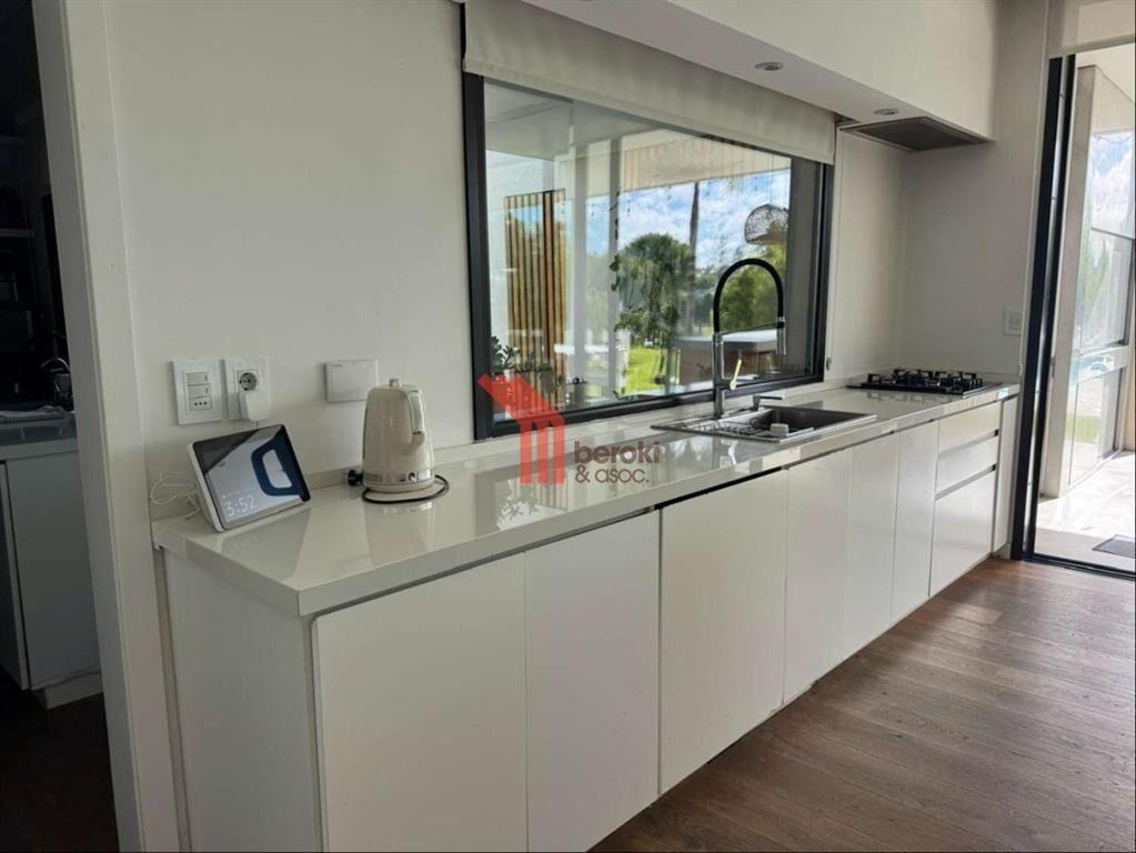 Venta Casa 4 Dormitorios Viñedos de la Tahona al