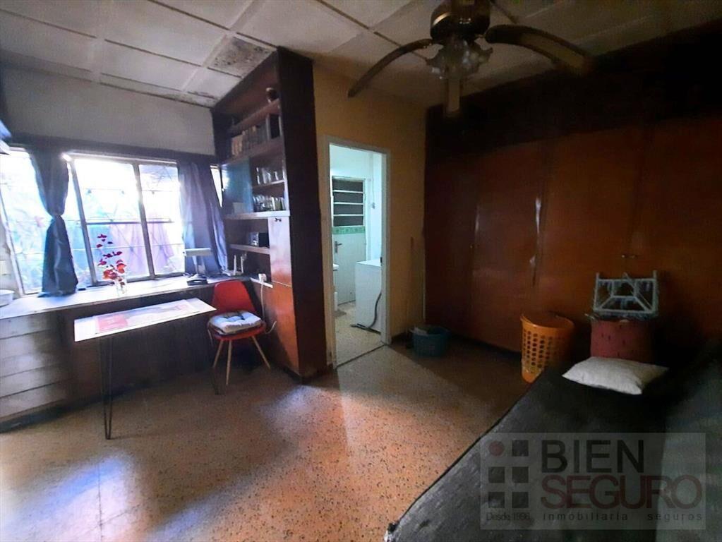 Casa, galpón y local comercial en venta en Colón