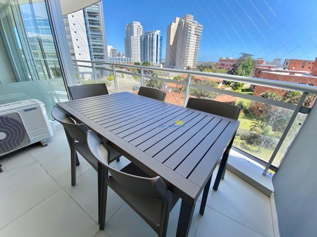 APARTAMENTO EN VENTA SUNRISE TOWER 2 DORMITORIOS