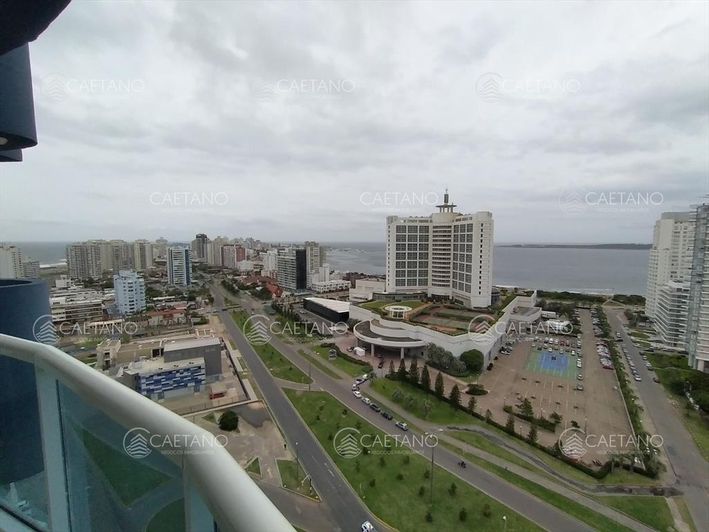 Venta apartamento 2 dormitorios. Playa mansa, Punta del Est