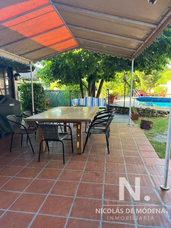 Casa en Pinares - Se acepta Permuta por Apartamento. Consul